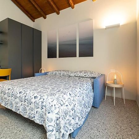 Moderno Appartamento A 200 Metri Dal Duomo Como Ngoại thất bức ảnh