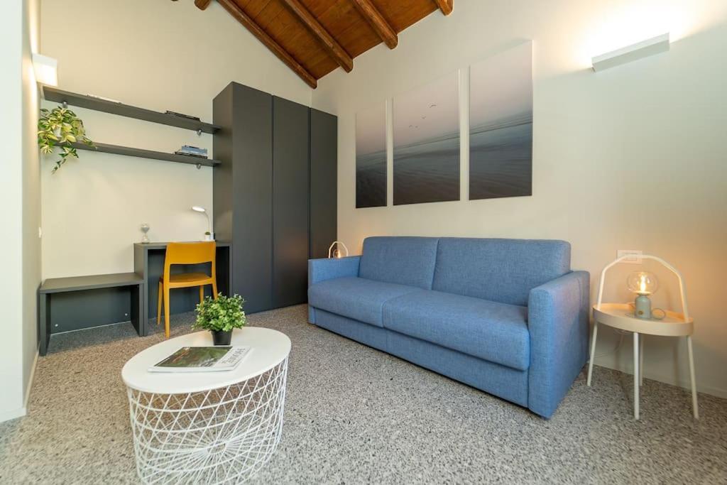 Moderno Appartamento A 200 Metri Dal Duomo Como Ngoại thất bức ảnh
