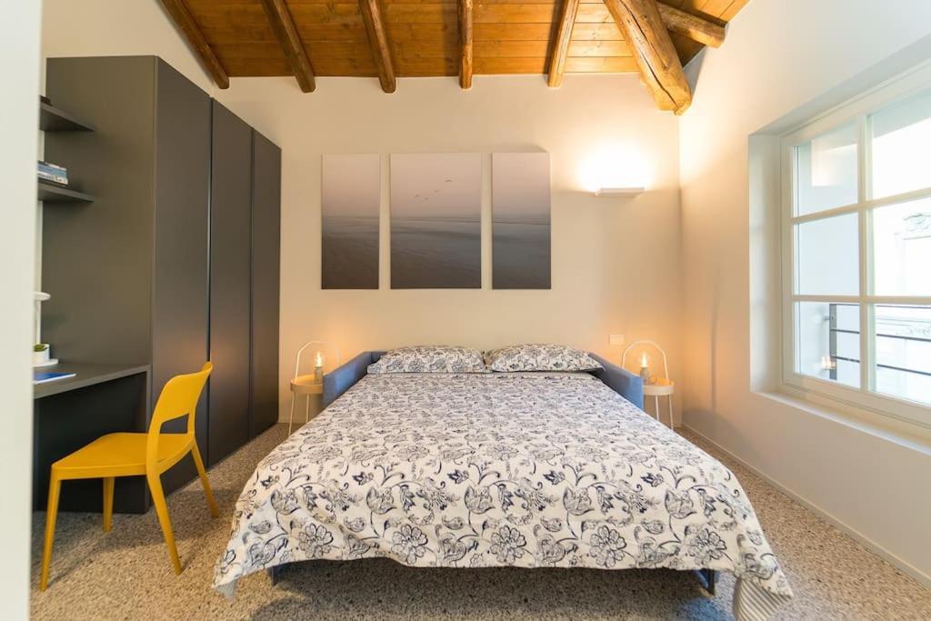 Moderno Appartamento A 200 Metri Dal Duomo Como Ngoại thất bức ảnh
