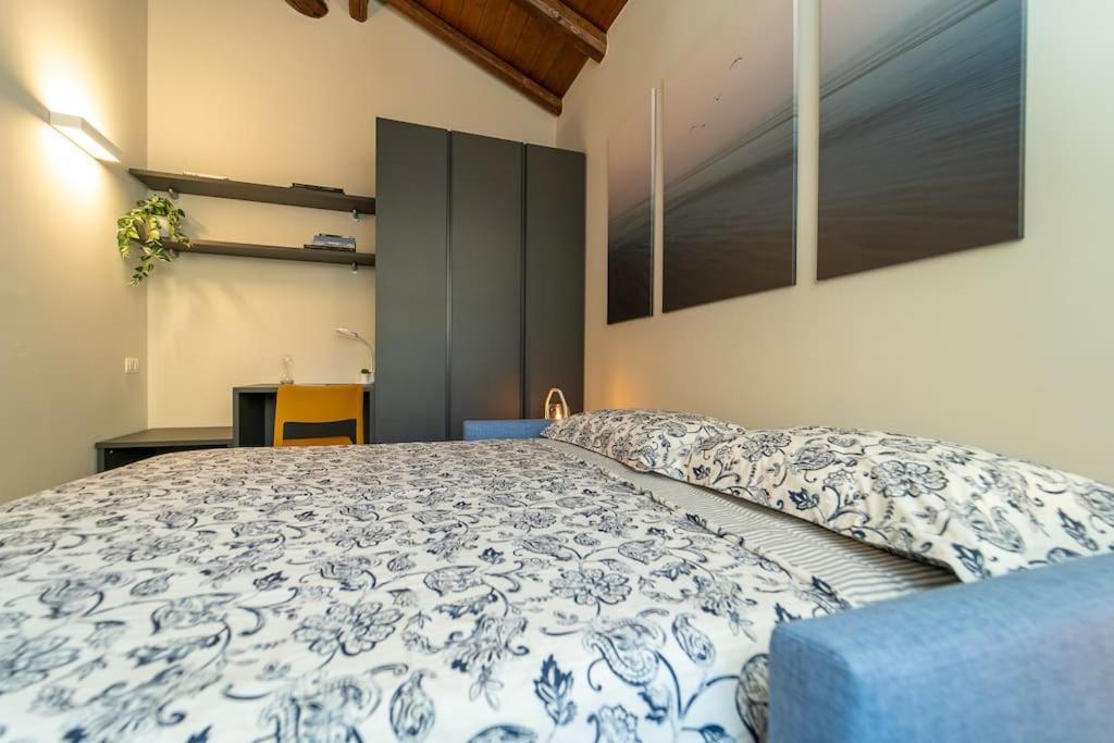 Moderno Appartamento A 200 Metri Dal Duomo Como Ngoại thất bức ảnh