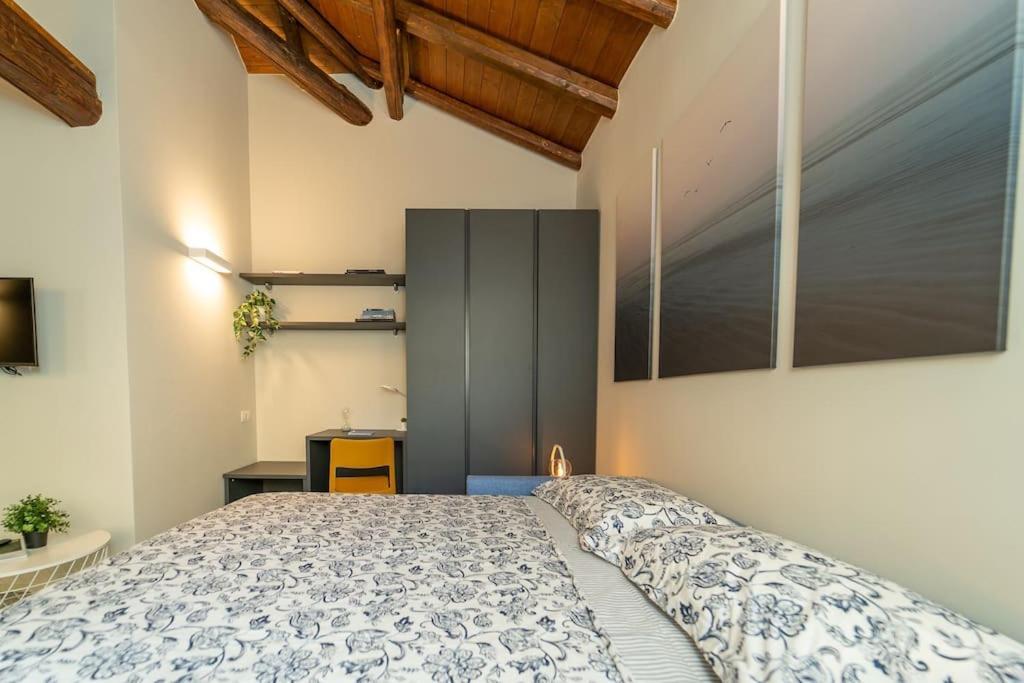 Moderno Appartamento A 200 Metri Dal Duomo Como Ngoại thất bức ảnh